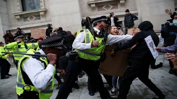 أعمال عنف في احتجاجات لندن