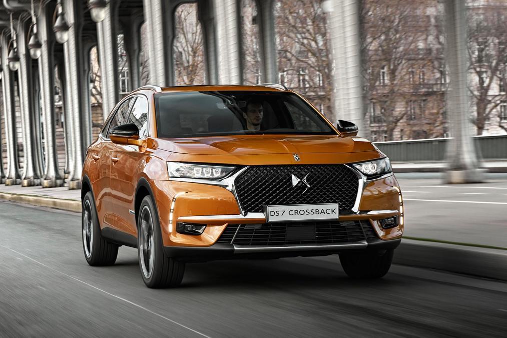 DS تطُلق طرازها الجديد كليًا من DS 7 Crossback الهجين بقوة 225 حصان