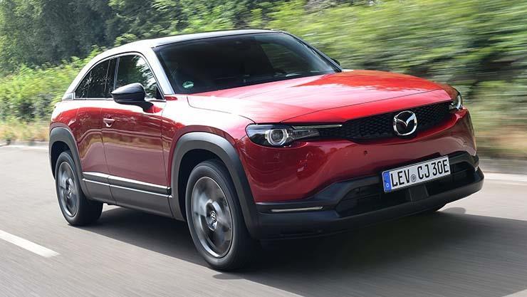 مازدا تدخل السباق الكهربائي بسيارتها MX-30 الجديدة