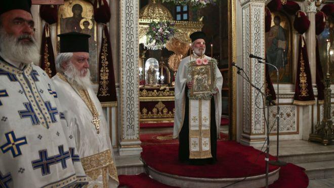 للكنيسة الأرثوذكسية اليونانية تأثير في السياسة وال