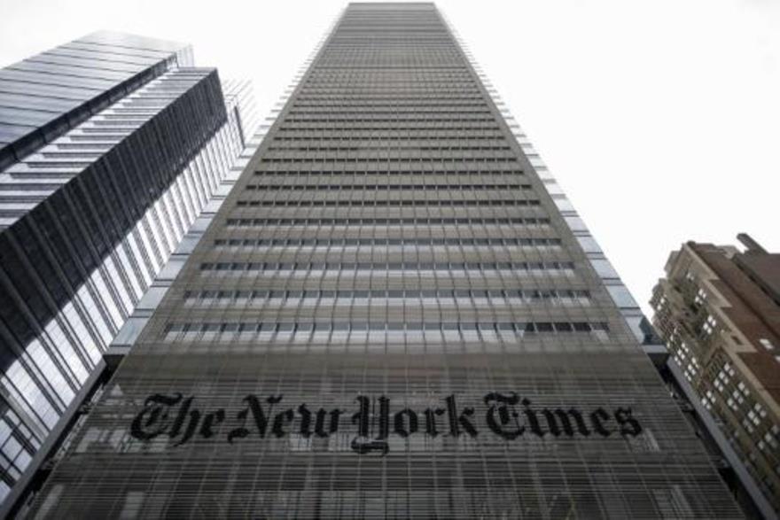  مبنى صحيفة نيويورك تايمز في نيويورك في 30 حزيران/
