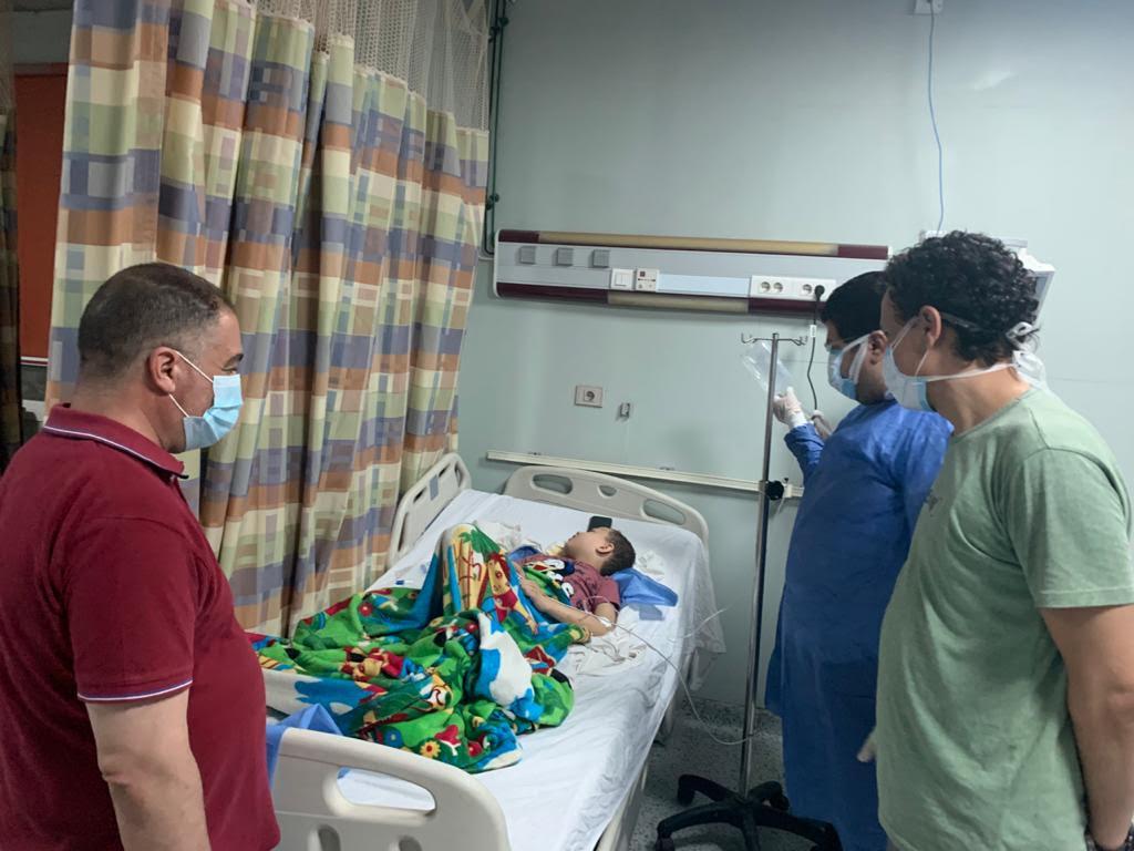 جراحة لطفل مصاب بكورونا