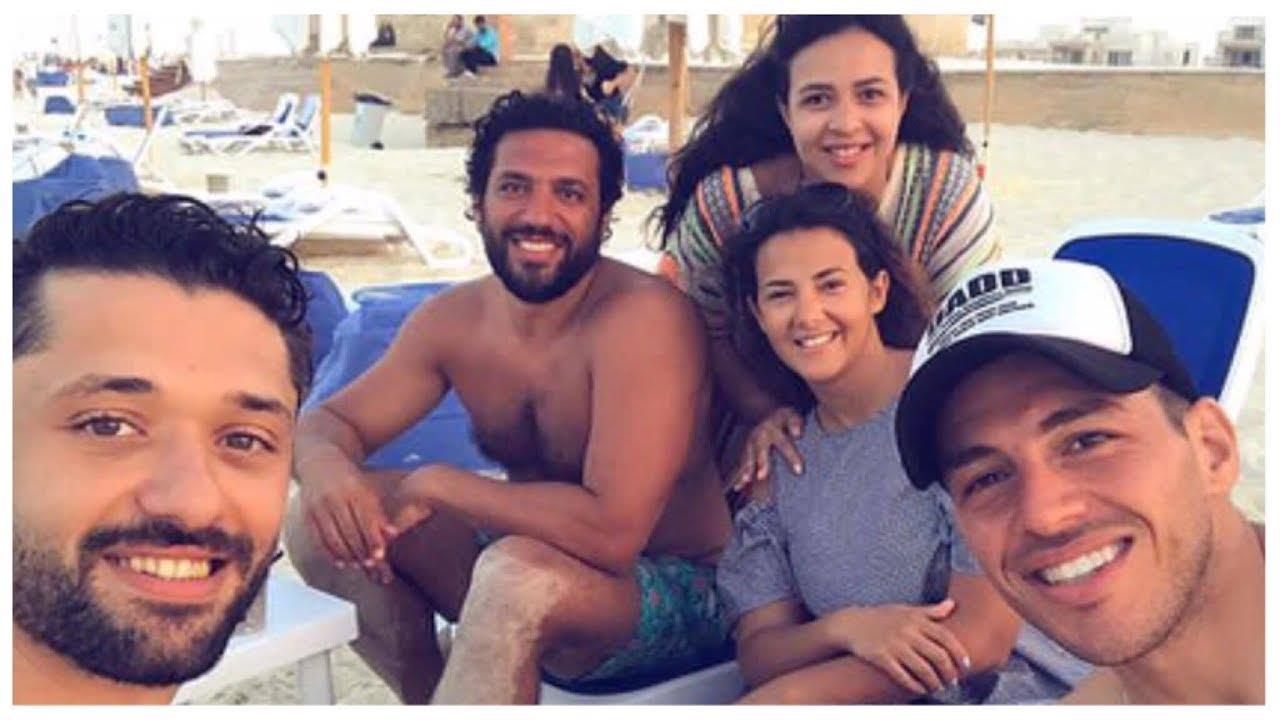 حسن الرداد وإيمي سمير غانم وشقيقتها دنيا وزوجها رامي رضوان وكريم محمود عبدالعزيز