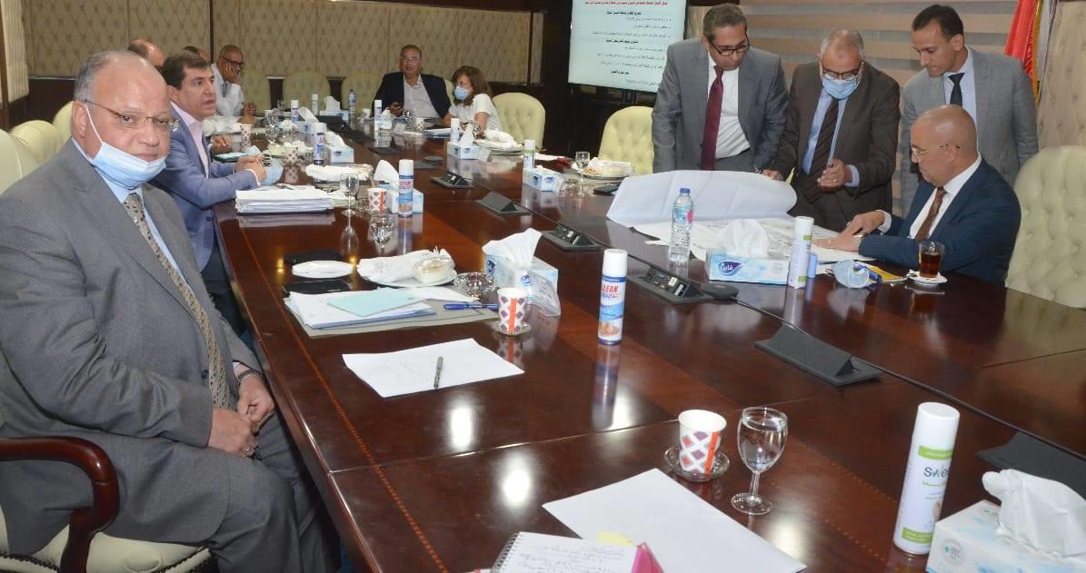 وزير الإسكان ومحافظ القاهرة