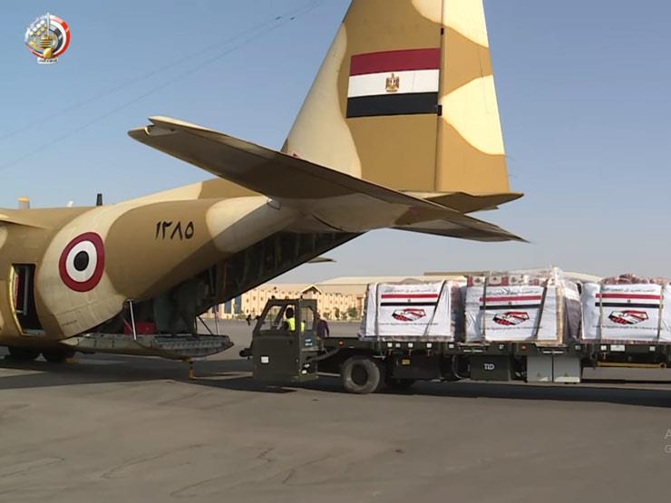 مصر ترسل مساعدات إلى لبنان
