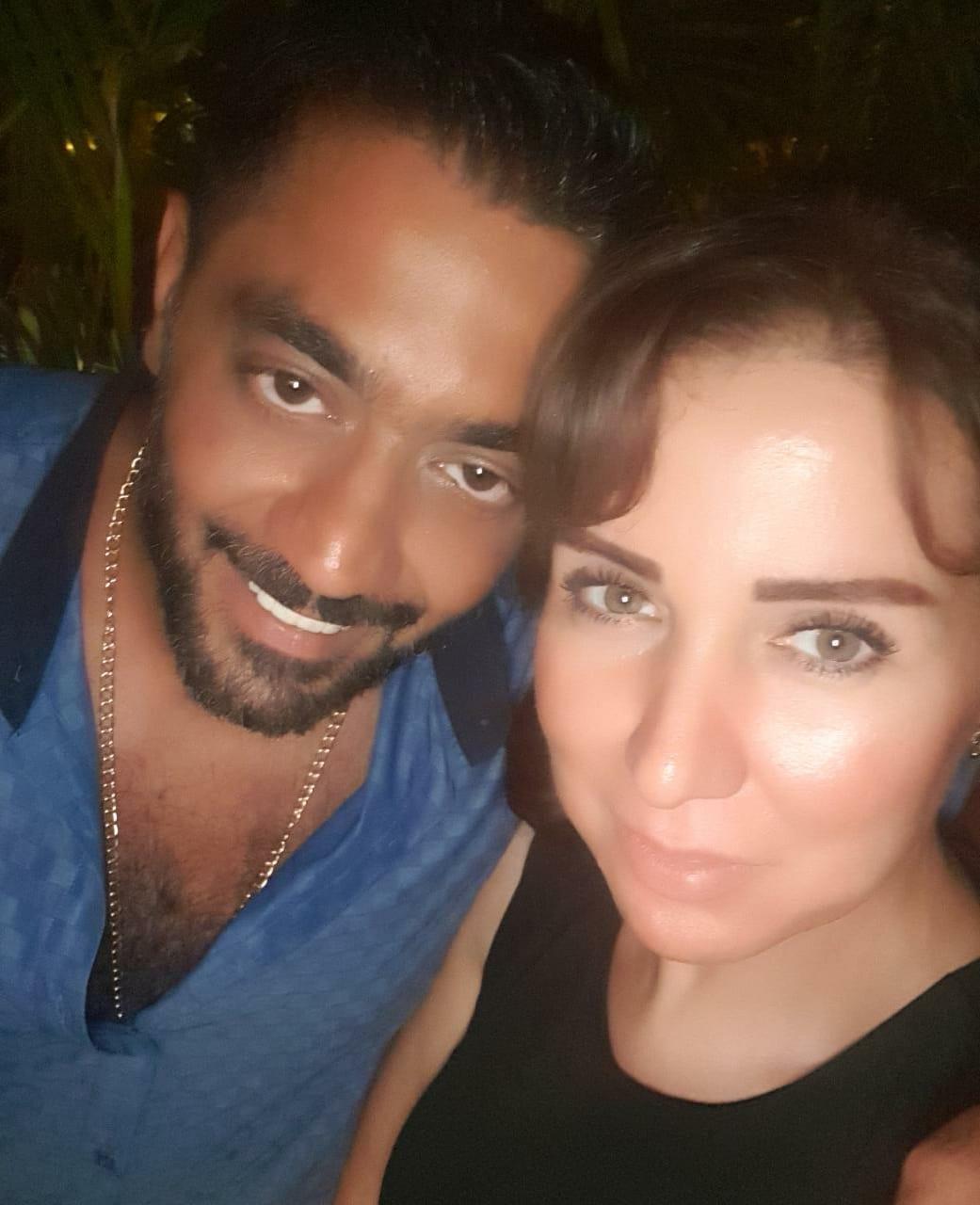 أحمد فلوكس وزوجته