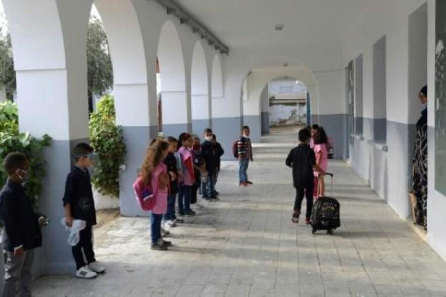 تلاميذ في مدرسة ابتدائية قرب العاصمة التونسية