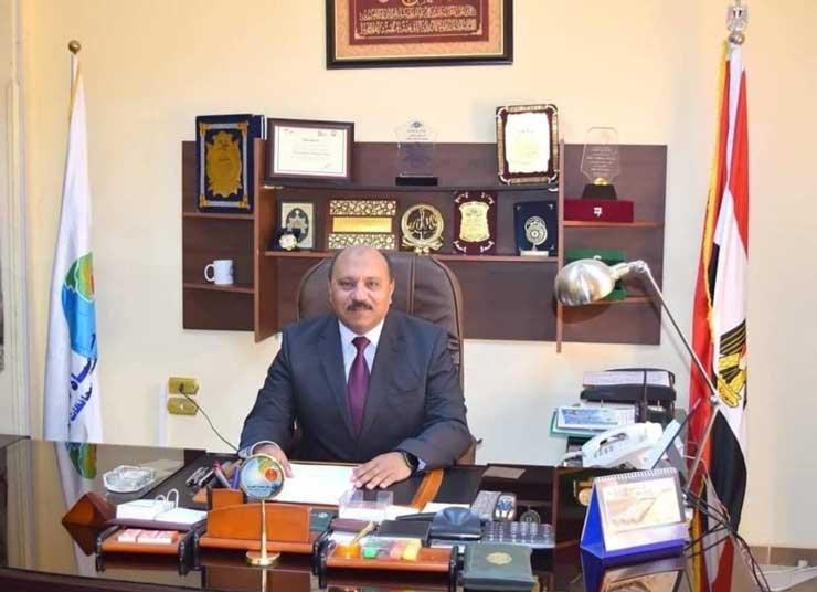 اللواء عبدالحميد عصمت، رئيس مجلس إدارة شركة مياه ا