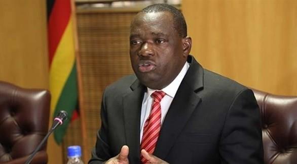 وفاة وزير خارجية زيمبابوي متأثرا بإصابته بفيروس كو