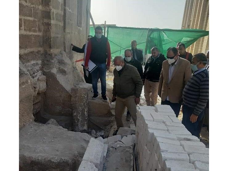رئيس قطاع الآثار الإسلامية يتفقد آثار البهنسا