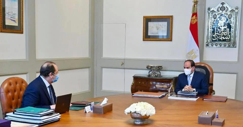 الرئيس السيسي يجتمع برئيس المخابرات العامة