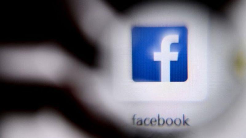 يقول البلاغ إن فيسبوك بل يمارس رقابة كافية على الم