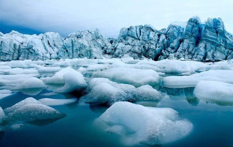 ذوبان الجليد في جرينلاند