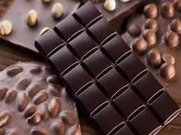 "الشوكولاتة".. الفوائد والأضرار