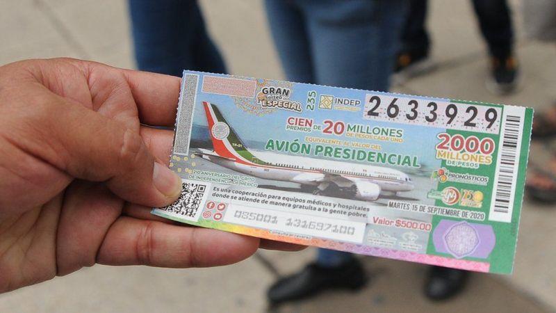 ياناصيب الطائرة المكسيكي قدم 100 جائزة قيمة الواحد