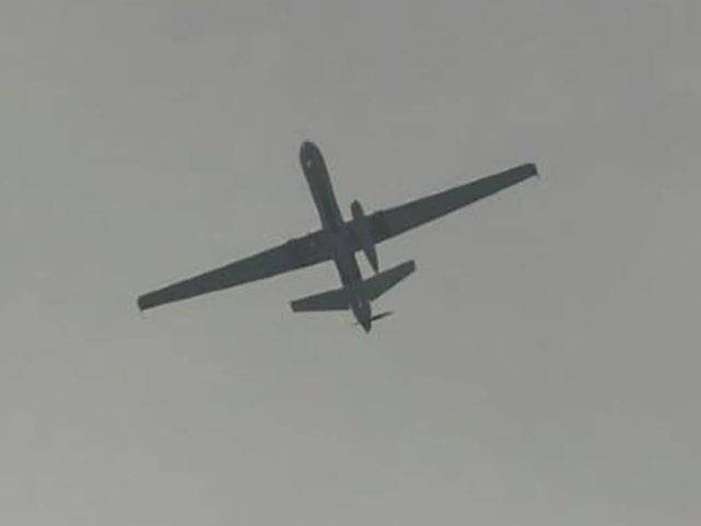 طائرة مسيرة تحلق فوق مطار كابول