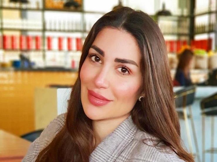 سارة نخلة