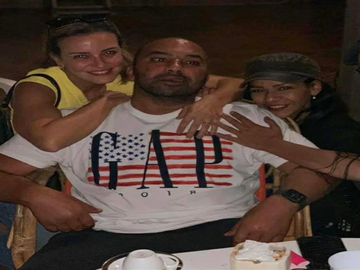 ريهام عبد الغفور تنعي مصطفى الصباغ