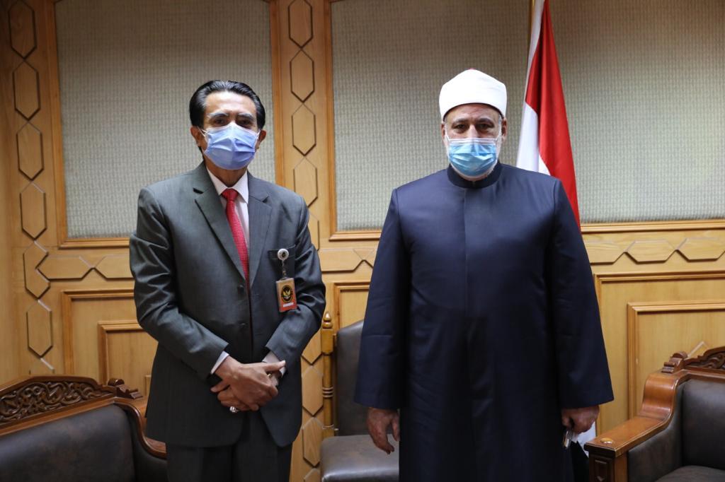 وكيل الأزهر يستقبل السفير الإندونيسي