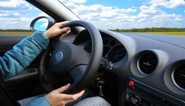 السيارة الأمامية