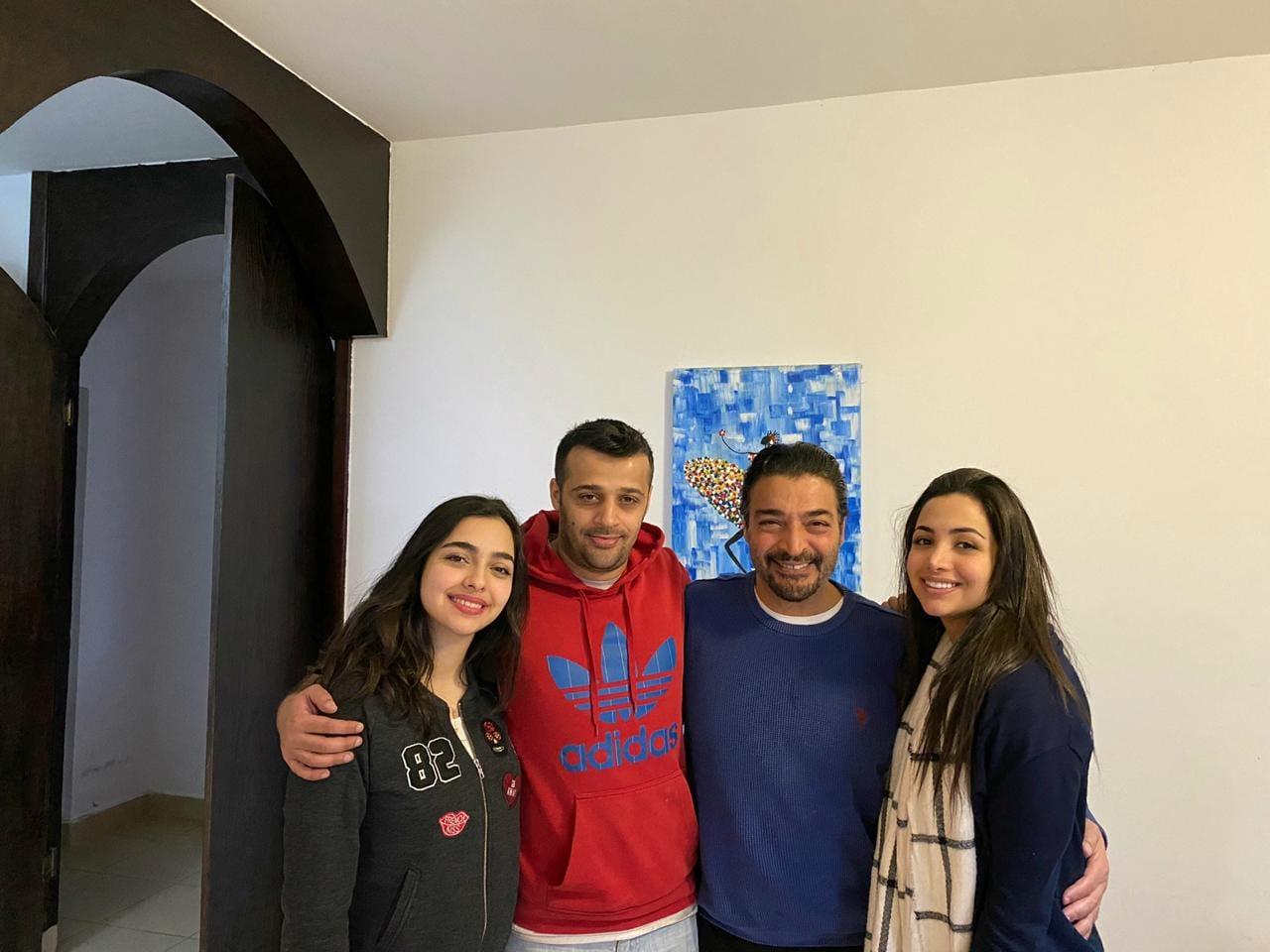 حميد مع نبيلة ونور ونديم