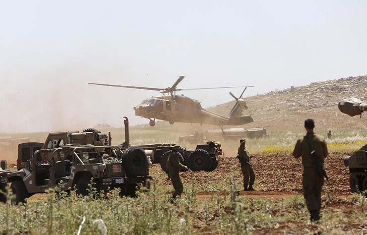 جيش الاحتلال يكثف البحث عن مقتحم أكبر قاعدة جوية إ