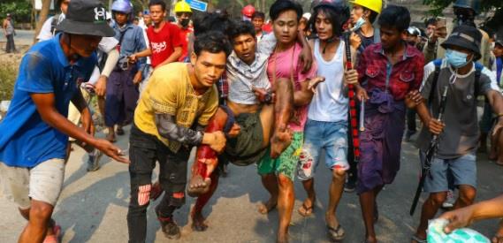 متظاهرأصيب خلال اشتباكات دامية في بلدة هلاينج ثاري
