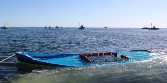 غرق مركبين قبالة سواحل تونس