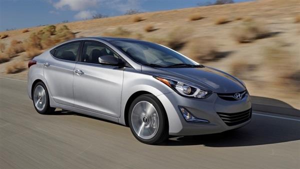 هيونداي إلنترا