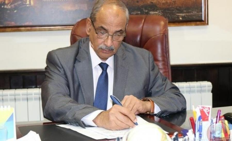وزير الأشغال العامة والإسكان الفلسطيني محمد زيارة