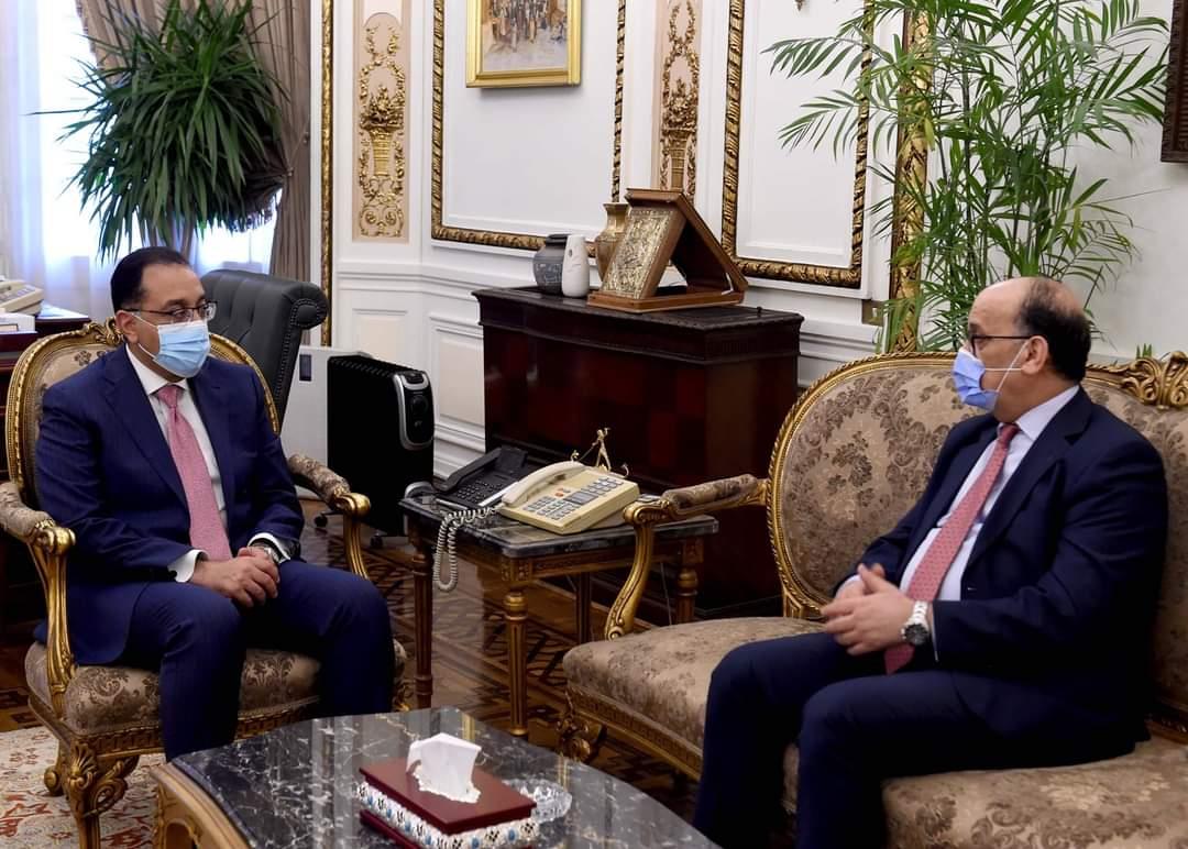 مدبولي يلتقي السفير التونسي لدى مصر