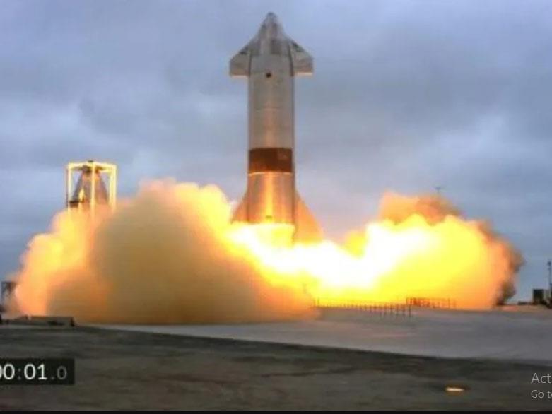 نموذج اس ان 15 من صاروخ ستارشيب المصنع من سبايس اك