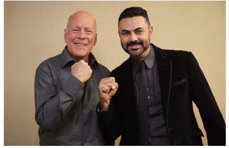 محمد كريم وبروس ويلز