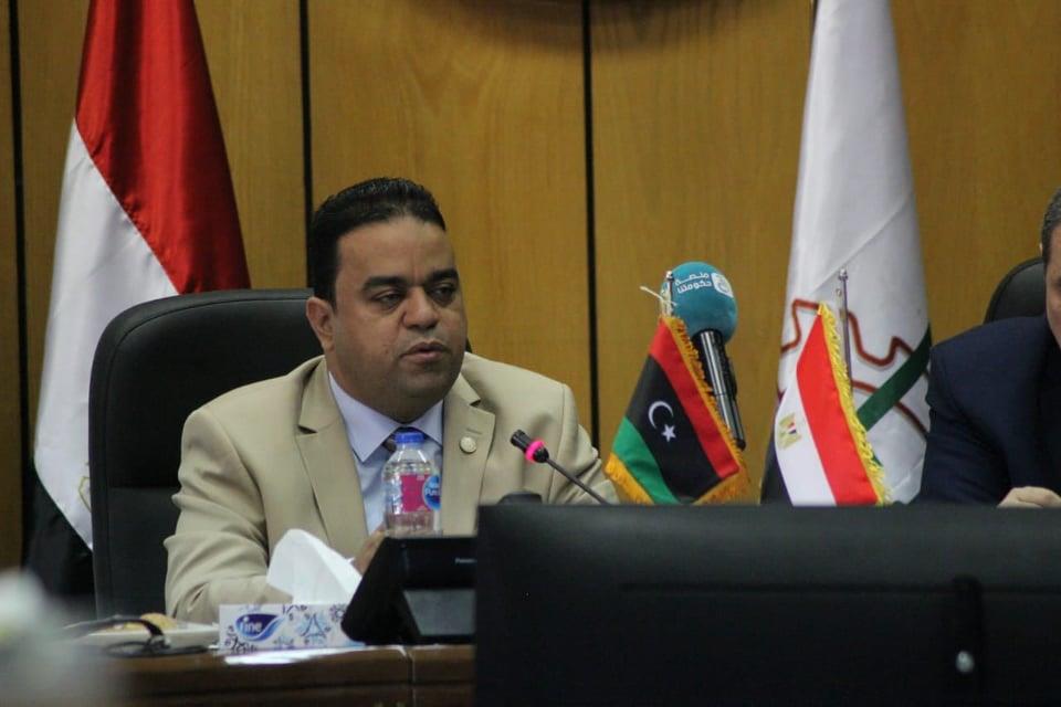وزير  العمل الليبي علي العابد الرضا