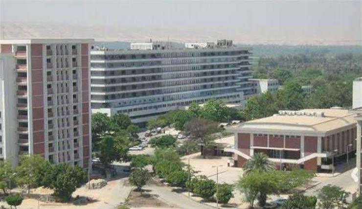 مستشفى جامعة أسيوط