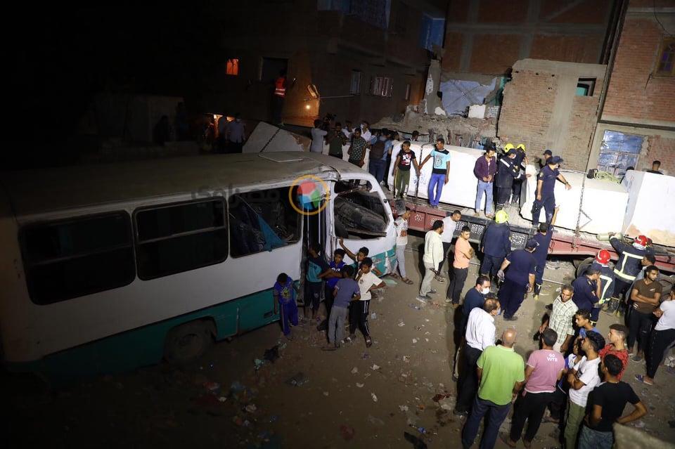  حادث تصادم قطار بأتوبيس في حلوان