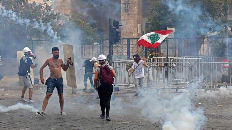 اشتباكات بين الجيش اللبناني والمحتجين في صيدا