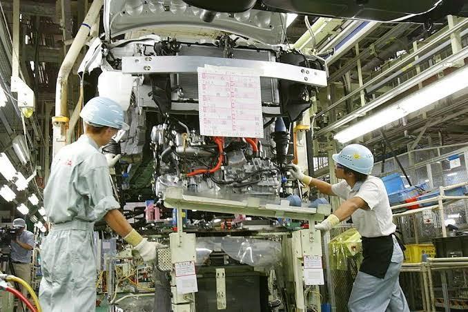 شركة صناعة السيارات اليابانية تويوتا موتور