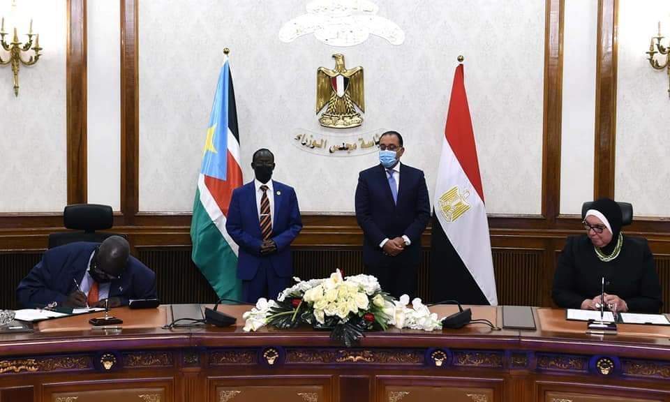 الدكتور مصطفي مدبولي، رئيس مجلس الوزراء (2)