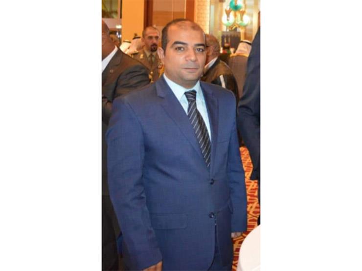 الكاتب الصحفي علي عبد الودود