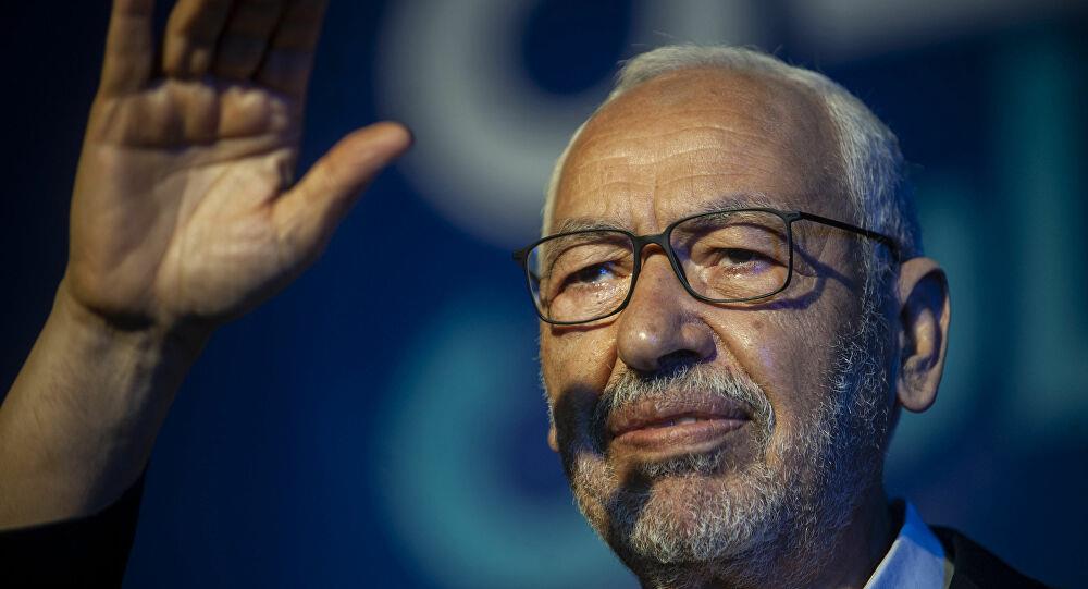 رويترز: نقل زعيم حركة النهضة التونسي راشد الغنوشي 