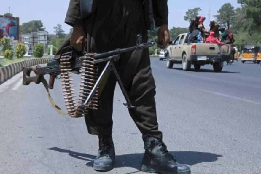 مسلح من طالبان في هرات