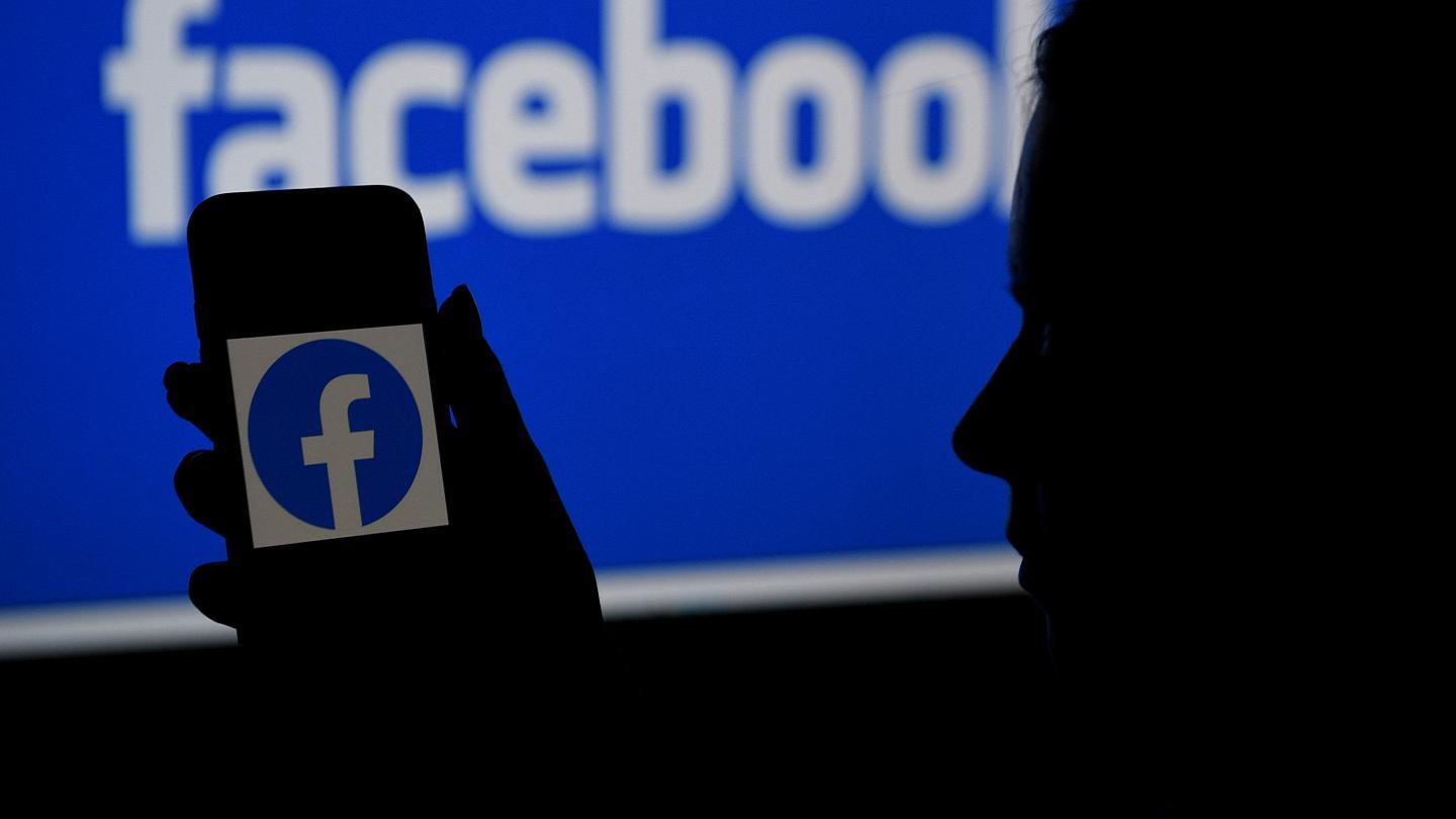 هل تحمي الإجراءات الأمنية لـ''فيسبوك'' الأفغان من 