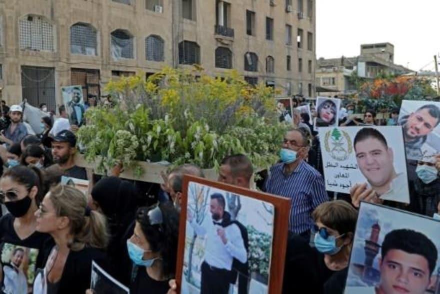 أقارب لضحايا انفجار مرفأ بيروت
