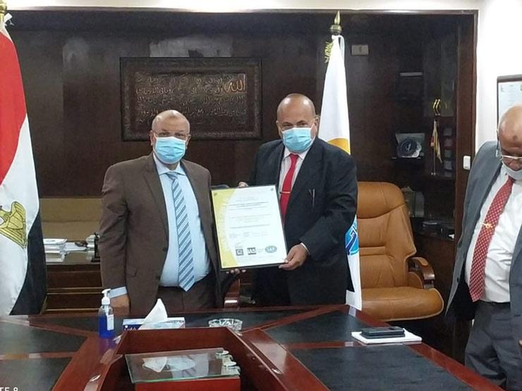 خدمة عملاء مياه القاهرة تحصل على شهادة الأيزو