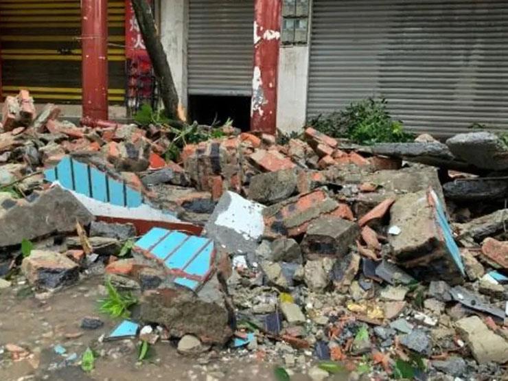 دمار في أعقاب الزلزال في لوتشو بجنوب غرب الصين