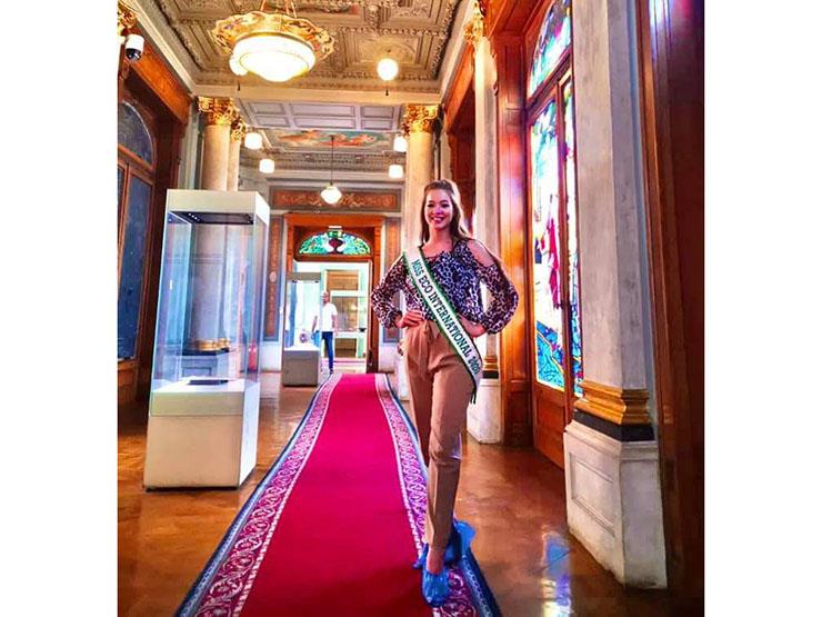 چيزيل ماندي ملكة جمال العالم للسياحة والبيئة