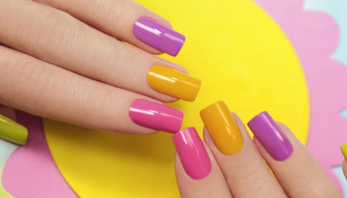 173-121913-bright-colors-decorate-nails_700x400