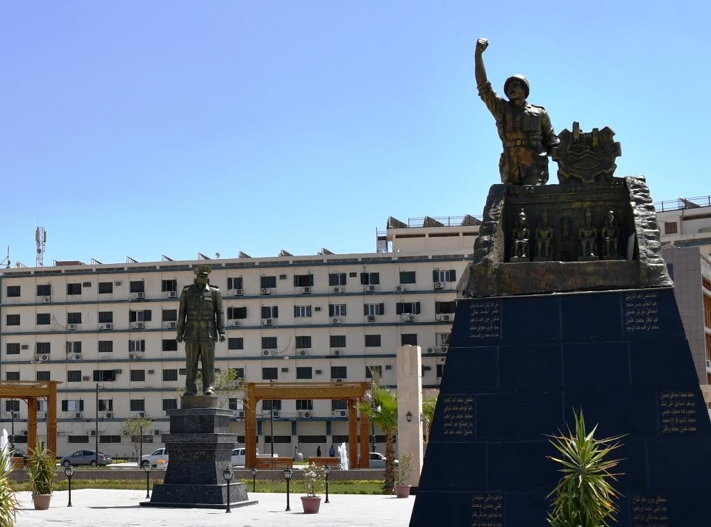 تمثالًا للمشير محمد حسين طنطاوي