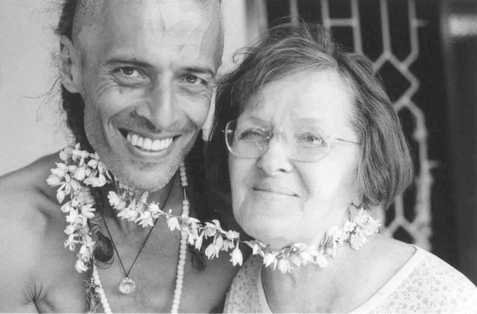 ارملة نجيب سرور